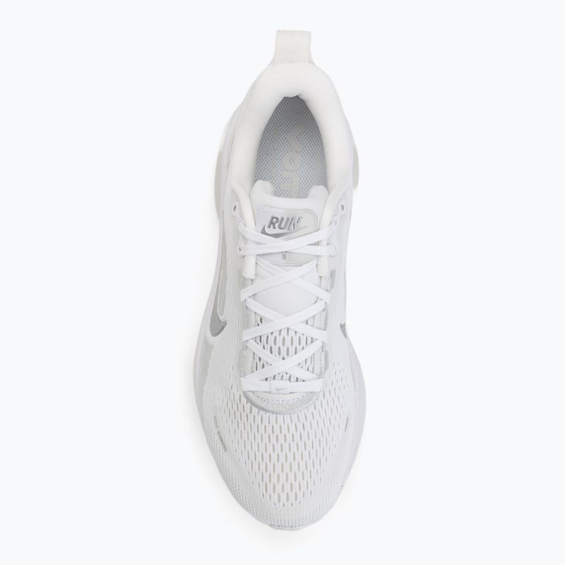 Дамски обувки за бягане Nike Vomero 18 white/photon dust/metallic silver 5