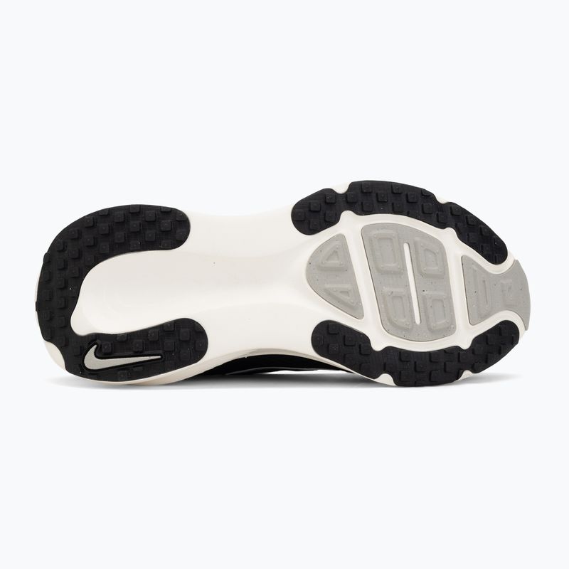 Дамски маратонки за бягане Nike Vomero 18 Wide черно/кокосово мляко/бяло върхово ниво 4
