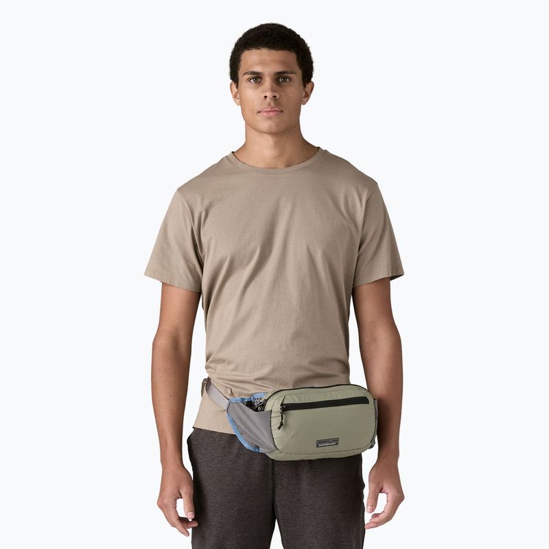 Patagonia Terravia Tote river rock green бъбрековидна торбичка 3