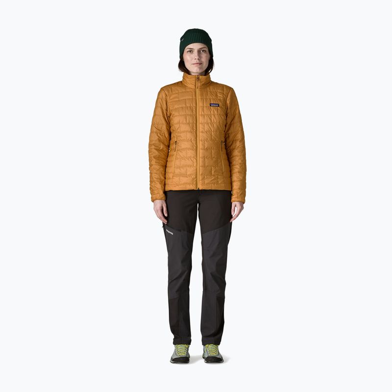 Дамско подплатено яке Patagonia Nano Puff smolder talon gold 2