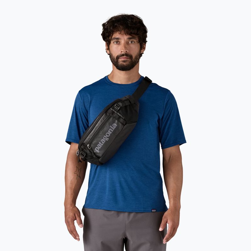 Чантичка за кръста Patagonia Black Hole Waist Pack 5 l black / black 6