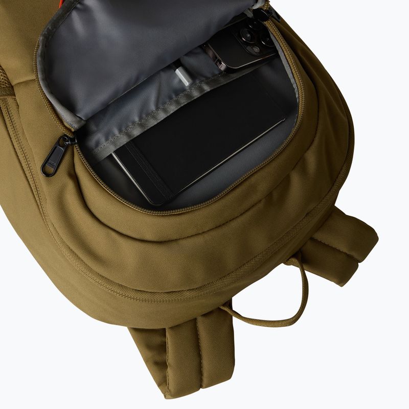 Градска раница The North Face Rodey 27 l cedar/lava red 5