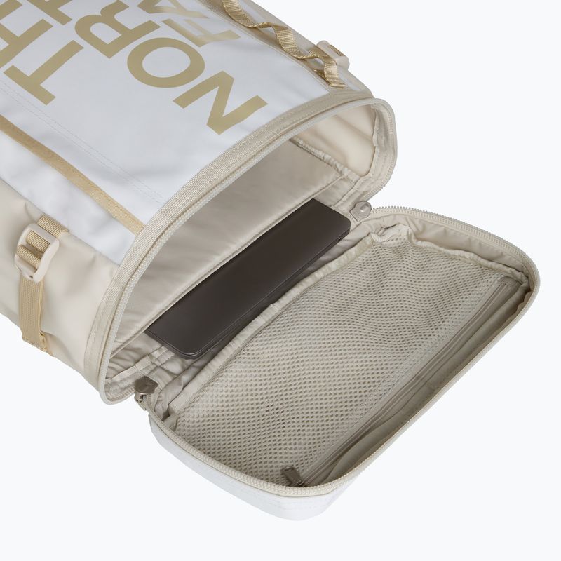 Градска раница The North Face Base Camp Fuse Box 30 l white ash/calacatta/pal 5