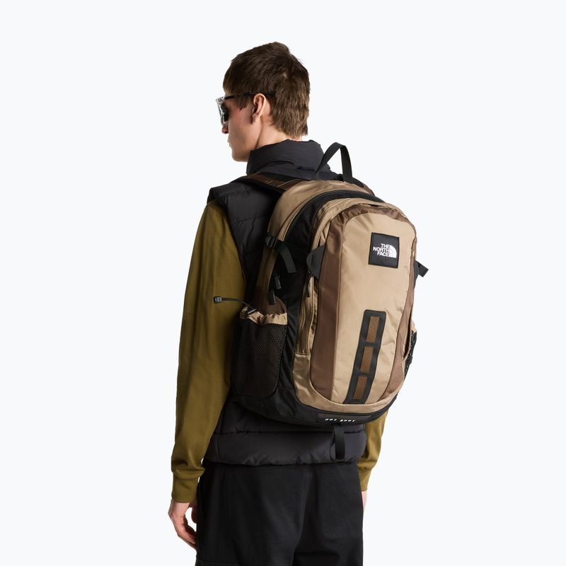 Градска раница The North Face Hot Shot Se 30 l garnet/smokey brown/tnf 7
