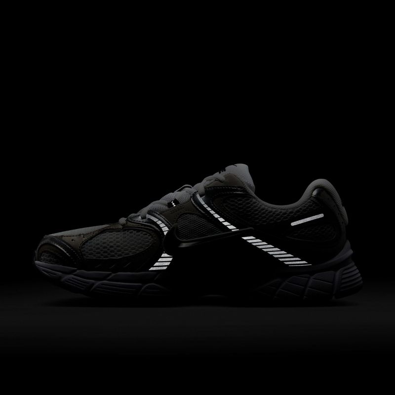 Мъжки обувки Nike V5 RNR white/vast grey/college grey/black 5