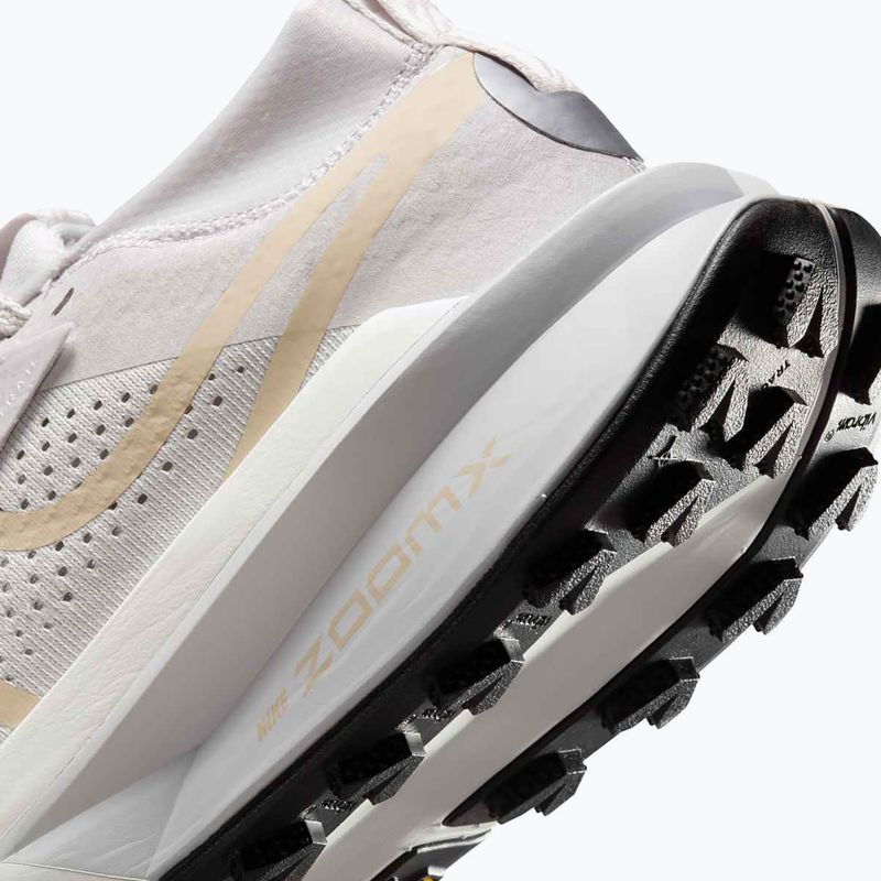 Дамски обувки за бягане Nike Zegama 2 vast grey/sanddrift/summit white/black 10