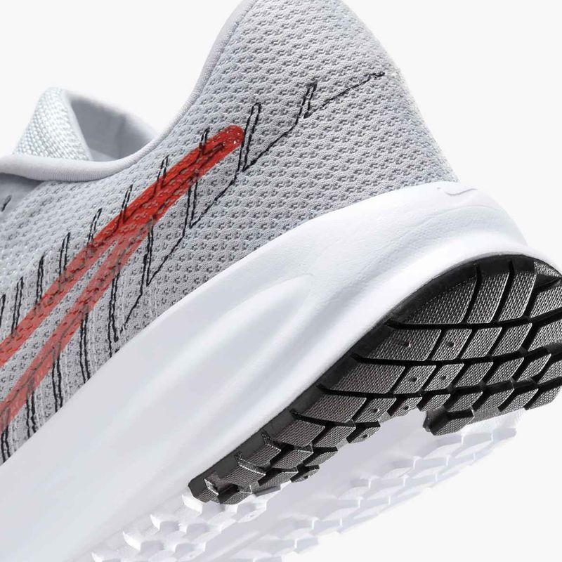 Мъжки обувки за бягане Nike Run Defy wolf grey / bright crimson / black / white 9