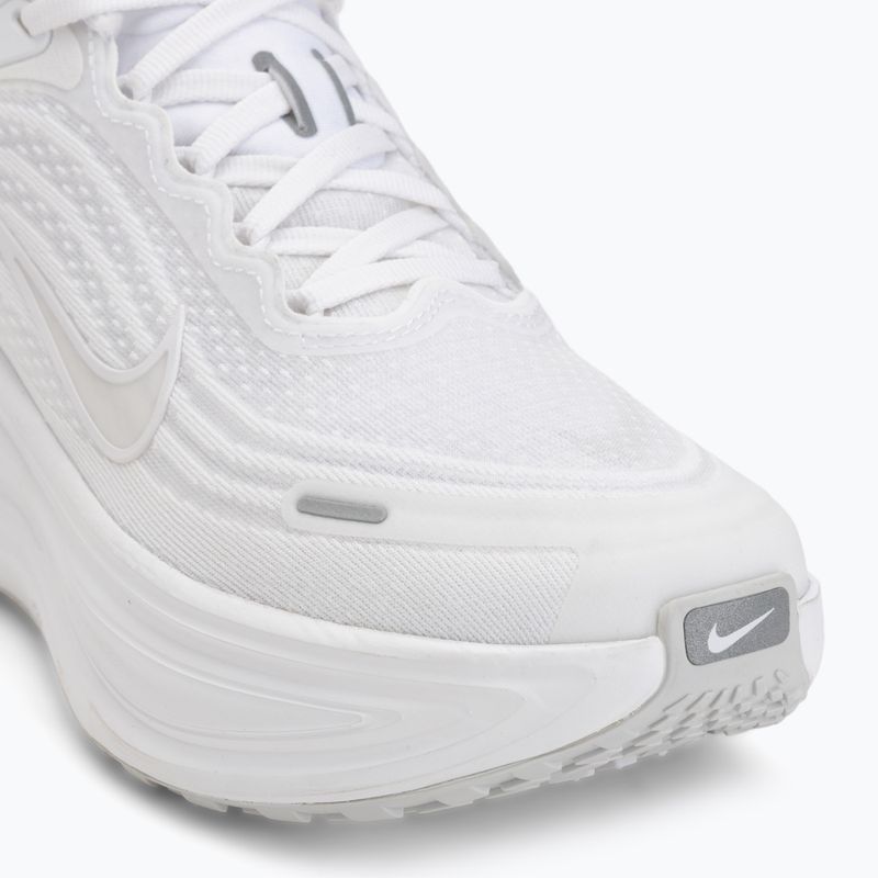 Дамски обувки за бягане Nike Vomero Plus white/photon dust/summit white 7