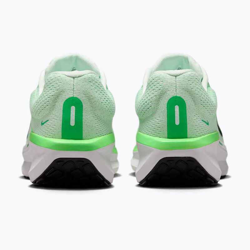 Мъжки обувки за бягане Nike Winflo 11 barely green / black / green strike 4
