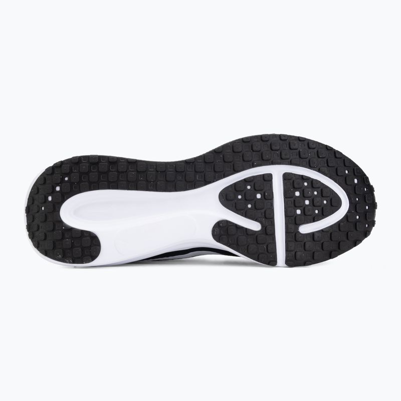 Мъжки обувки за бягане Nike Revolution 8 Extra Wide black/black/white 4
