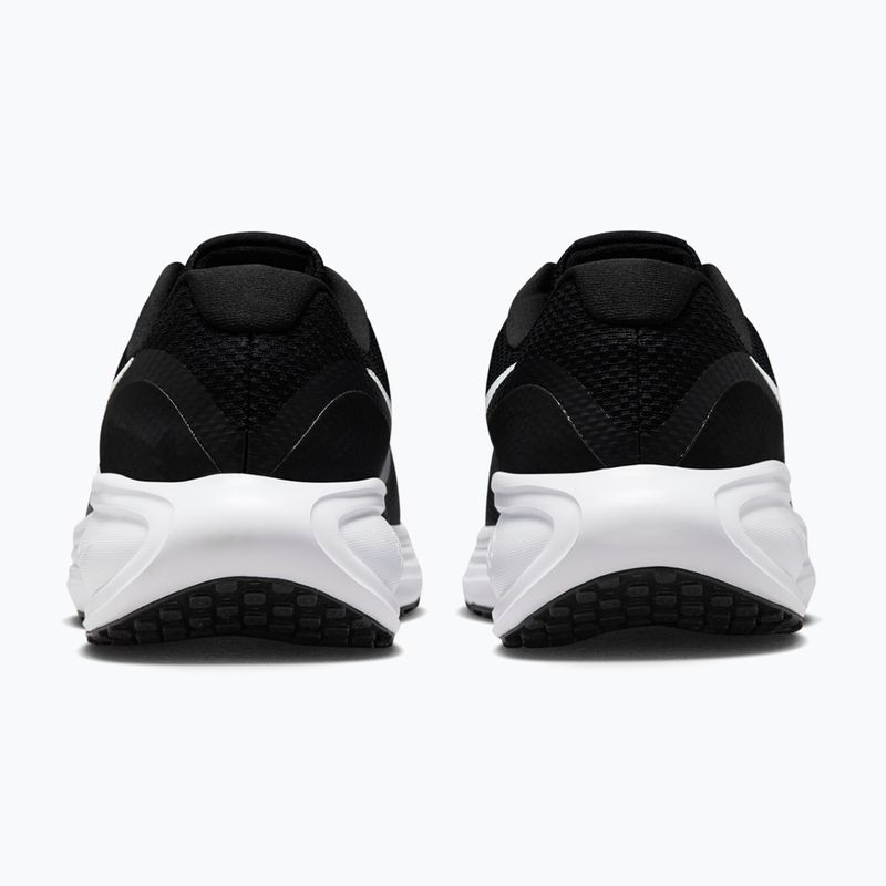 Мъжки обувки за бягане Nike Revolution 8 Extra Wide black/black/white 4