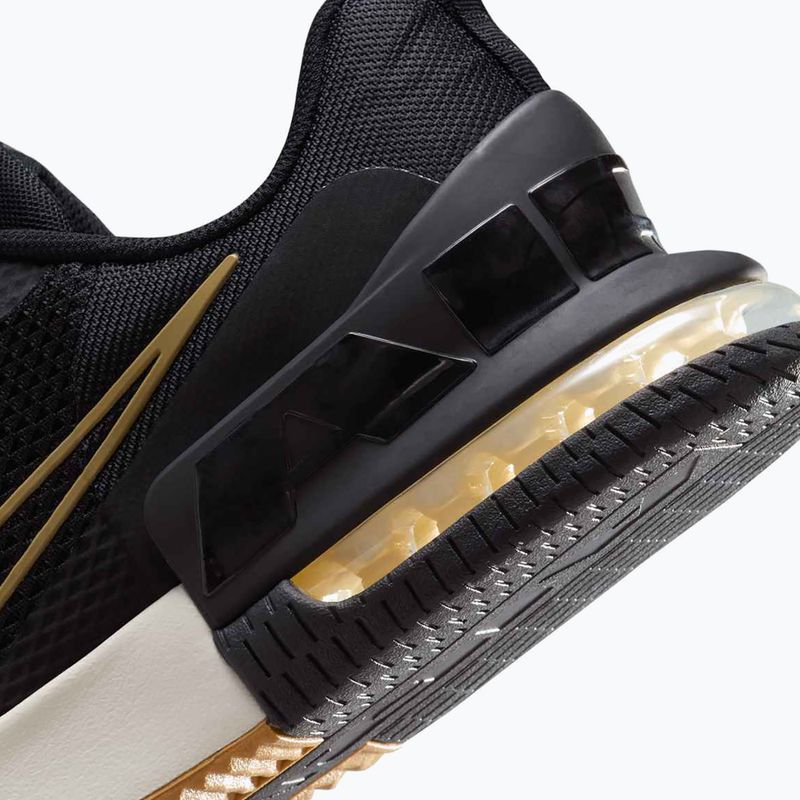 Мъжки тренировъчни обувки Nike Air Max Alpha Trainer 6 black/sail/parachute beige 6