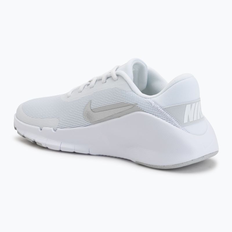 Дамски тренировъчни обувки Nike Flex Train white/photon dust/metallic silver 3