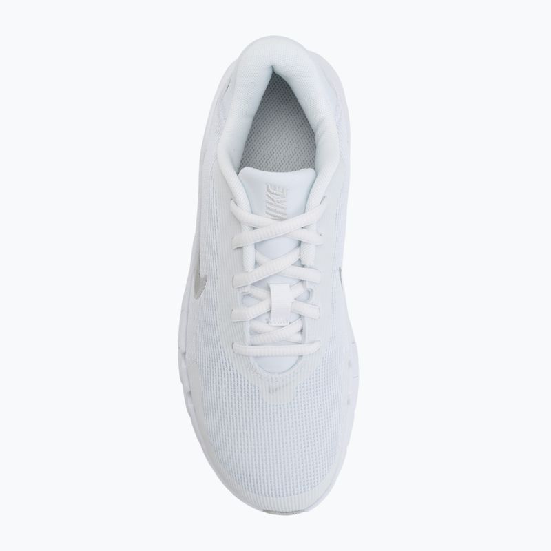Дамски обувки за тренировка Nike Flex Train white/photon dust/metallic silver 5
