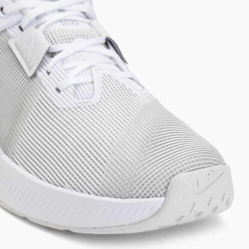 Дамски обувки за вдигане на тежести Nike Metcon 10 white/platinum tint/metallic silver 7