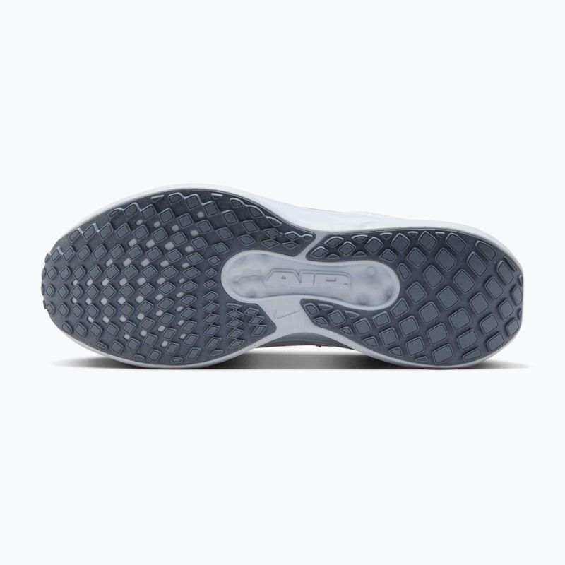 Дамски обувки за бягане Nike Winflo 11 summit white/metallic silver 13