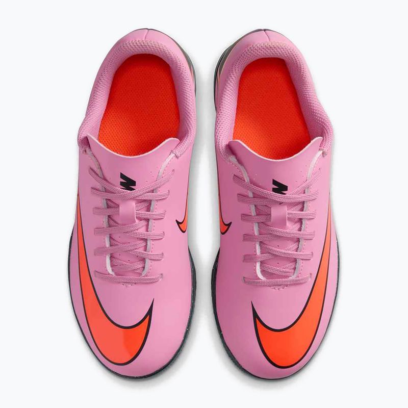 Детски футболни обувки Nike Mercurial Vapor 16 Club IC magic flamingo/black/total crimson 14