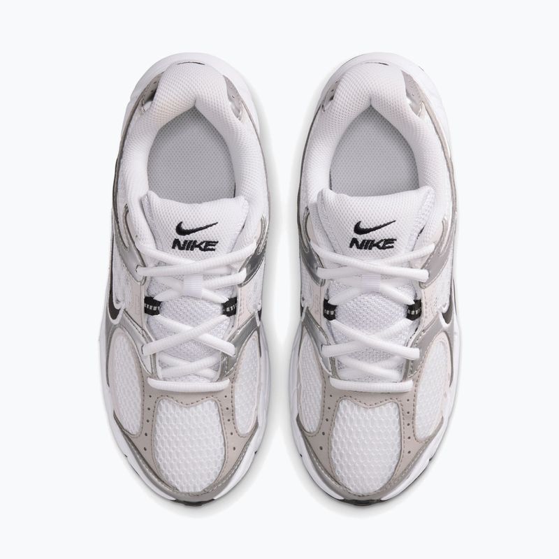 Детски обувки Nike V5 RNR white/vast grey/college grey/black 7