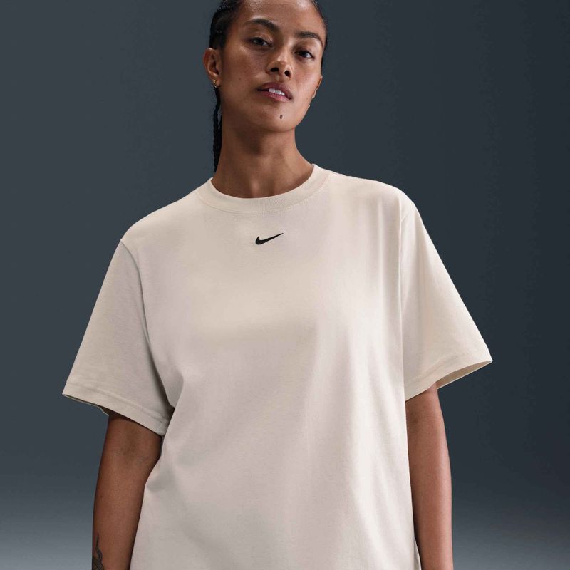 Дамска тениска Nike Sportswear Essential light bone 4