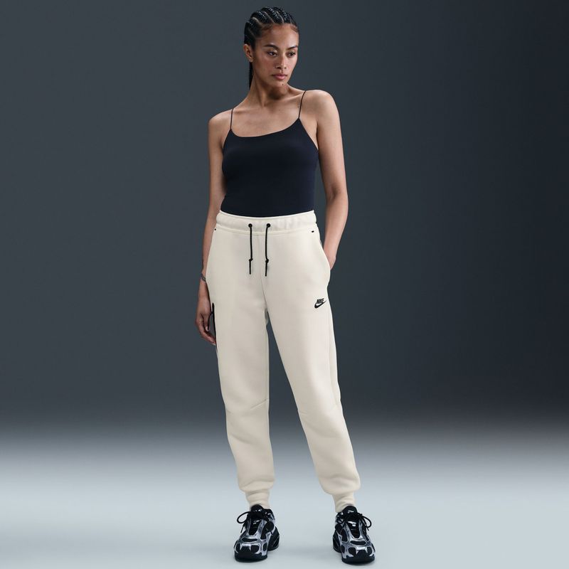 Дамски панталони Nike Sportswear Tech Fleece Mid-Rise sail/black 7