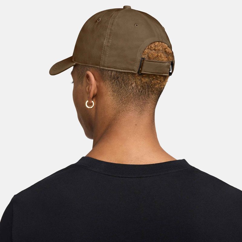 Nike Dri-FIT Club бейзболна шапка мъх кафяво/бяло 2