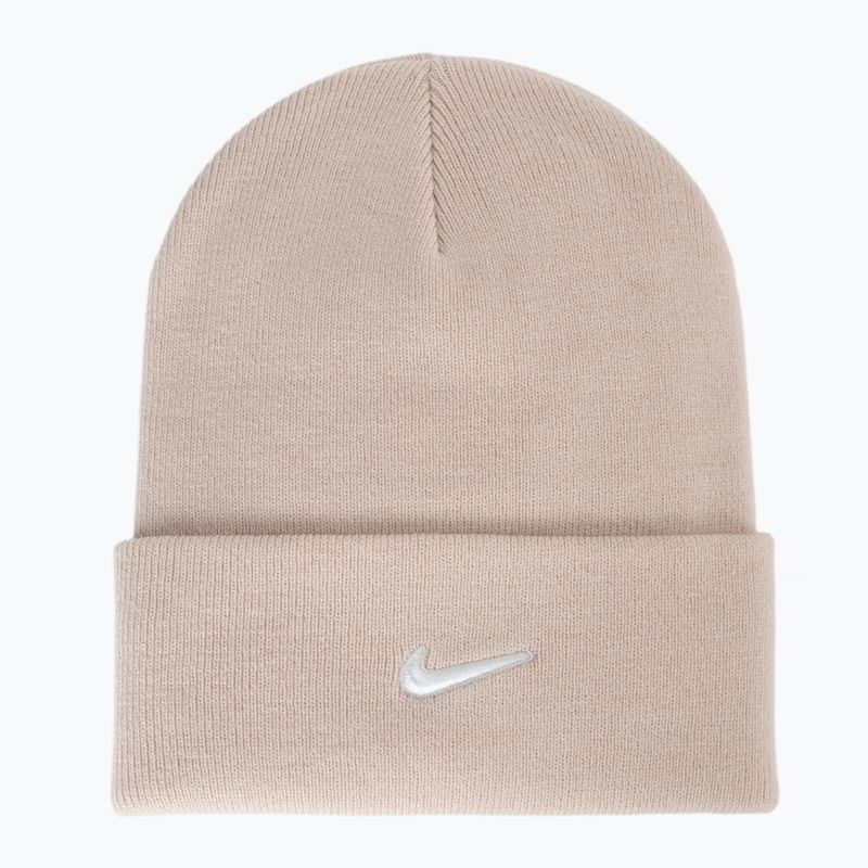 Зимна шапка Nike Peak Swoosh Beanie slit red/white