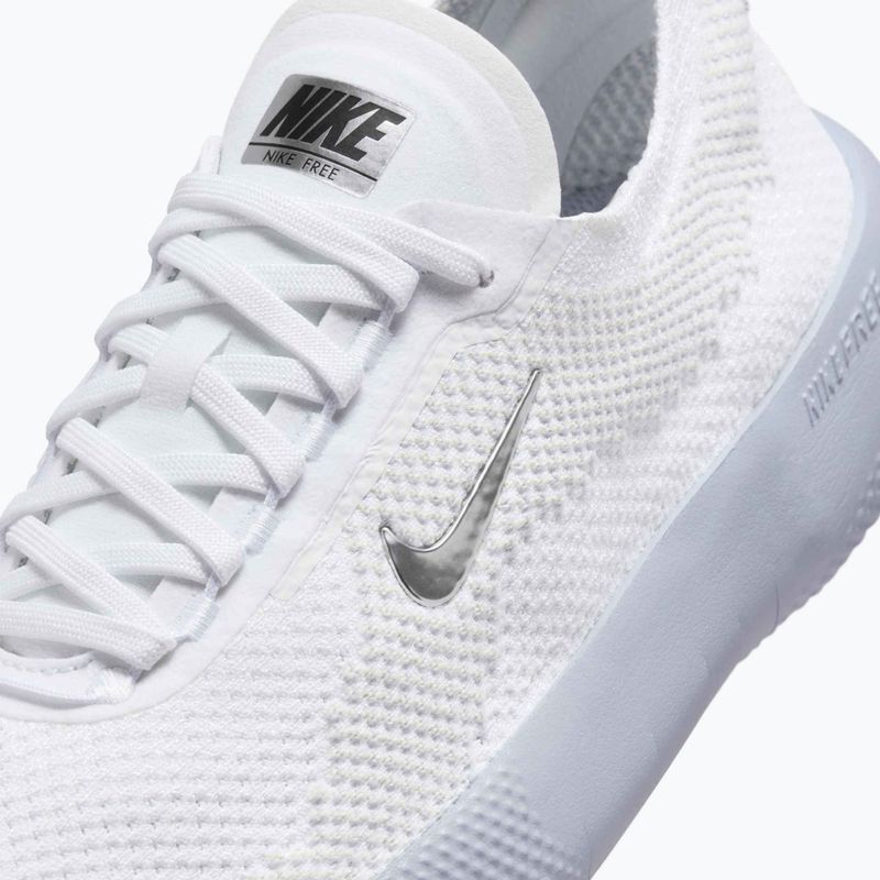 Дамски обувки за тренировка Nike Free 2025 white/ghost/metallic silver 8