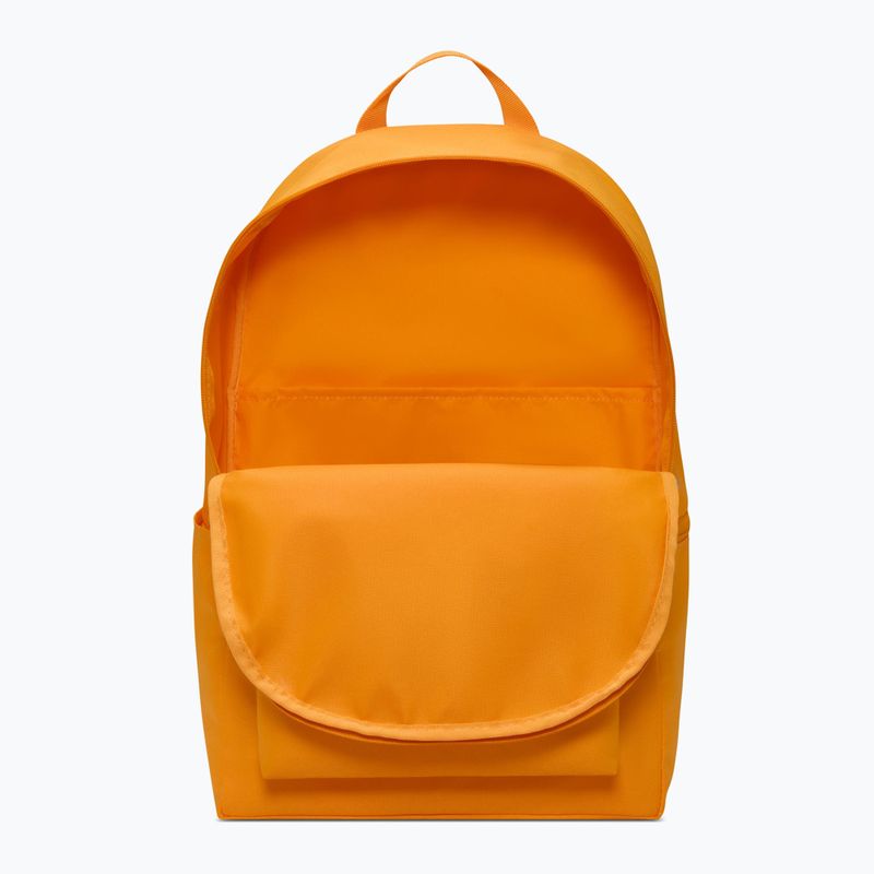 Градска раница Nike Heritage 25 l university gold/university gold/white 4