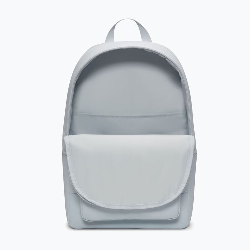 Градска раница Nike Heritage 23 l pure platinum/metallic silver 4