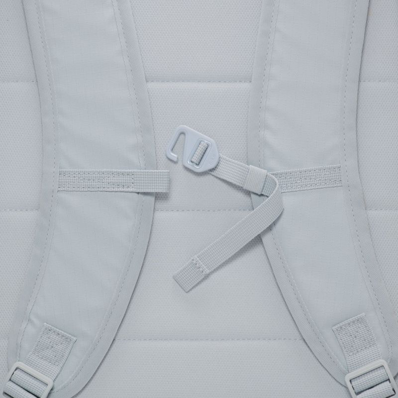Градска раница Nike Heritage 23 l pure platinum/metallic silver 10