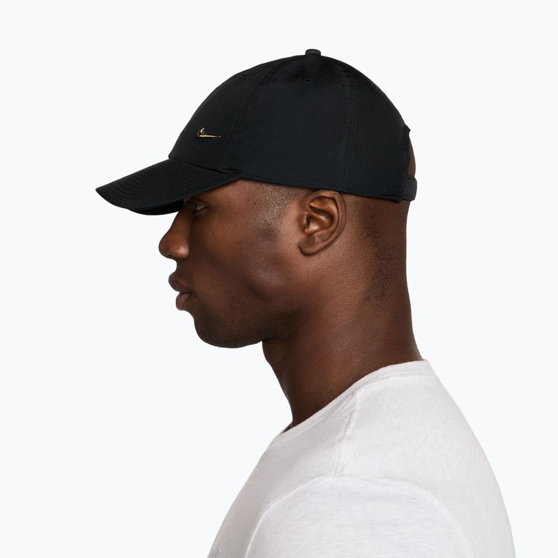 Шапка с козирка Nike Dri-Fit Club Unstructured Metal Swoosh black/metallic gold 5