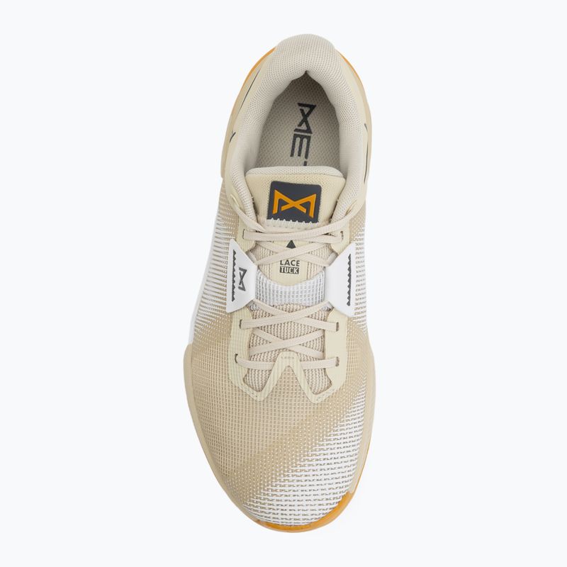 Мъжки обувки за вдигане на тежести Nike Metcon 10 light khaki/gold leaf/iron grey 5