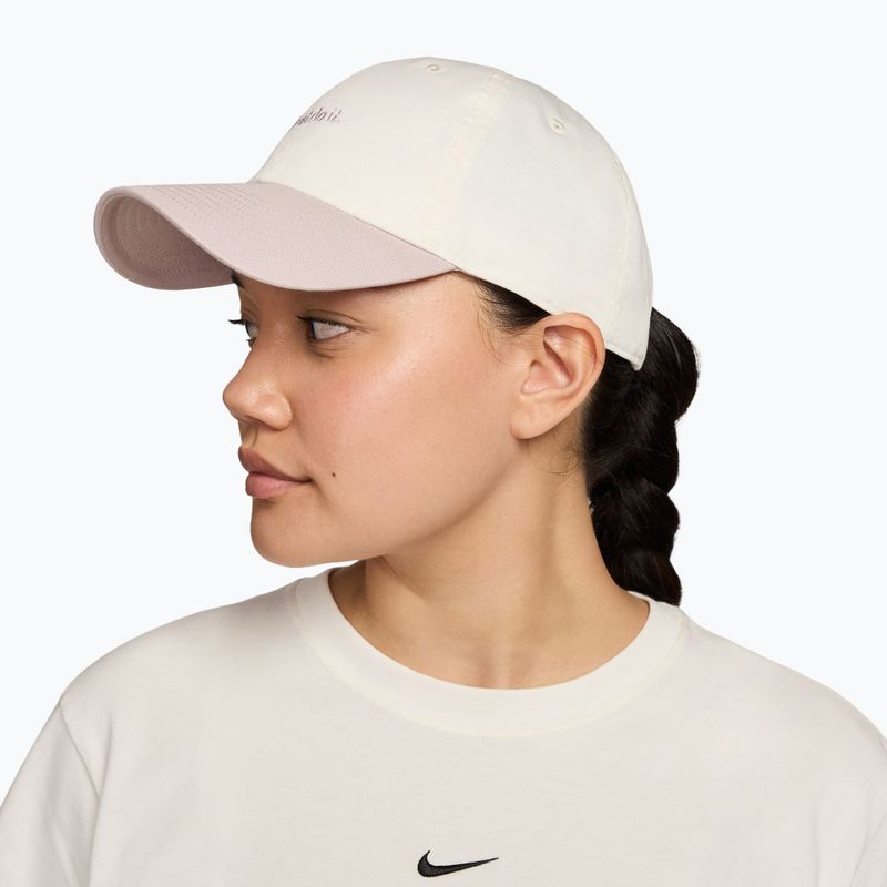 Шапка с козирка Nike Club Unstructured JDI sail/particle rose/particle rose 3