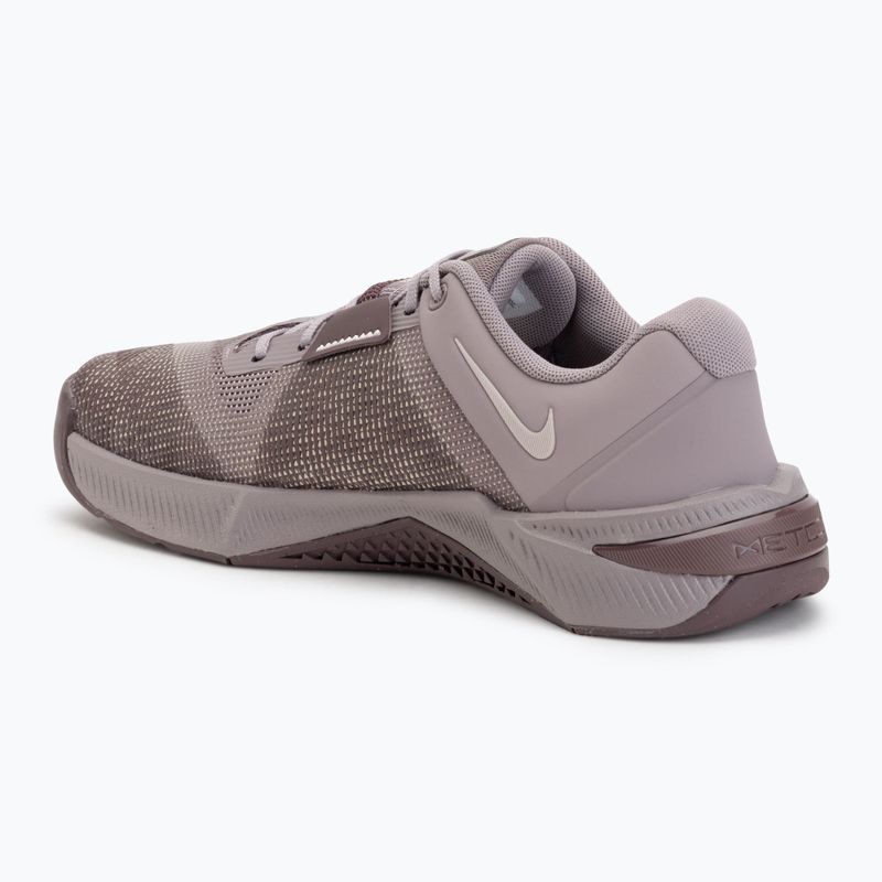 Дамски обувки за вдигане на тежести Nike Metcon 10 light violet ore/tattoo/silt red 3