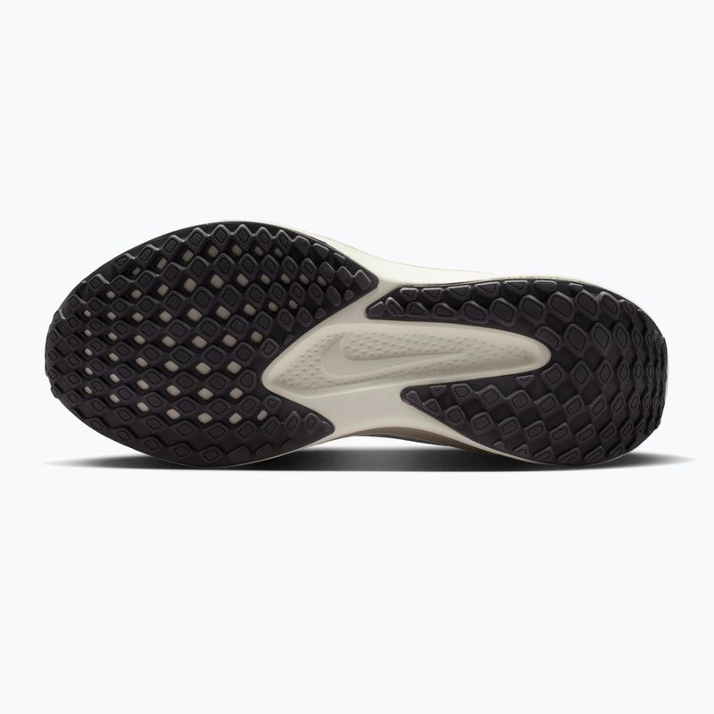 Дамски обувки за бягане Nike Quest 6 white/sail/chalk/white 6