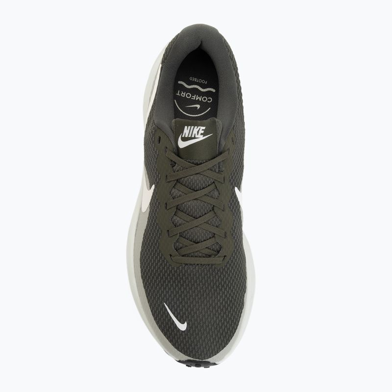 Мъжки обувки за бягане Nike Revolution 8 cargo khaki/spruce aura/spruce fog/sail 5