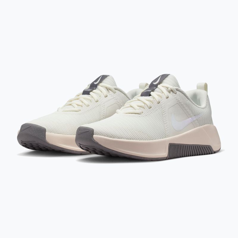 Дамски обувки за тренировка Nike MC Trainer 3 sail/chalk/pencil point/white 3