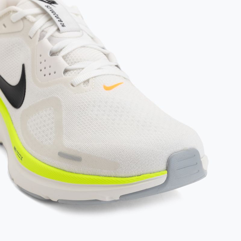 Мъжки обувки за бягане Nike Structure 26 summit white/volt/total orange/black 7