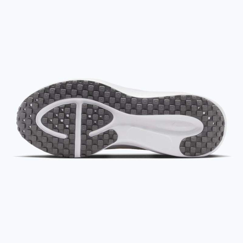 Дамски обувки за бягане Nike Revolution 8 sail/white/pencil point/chalk 5