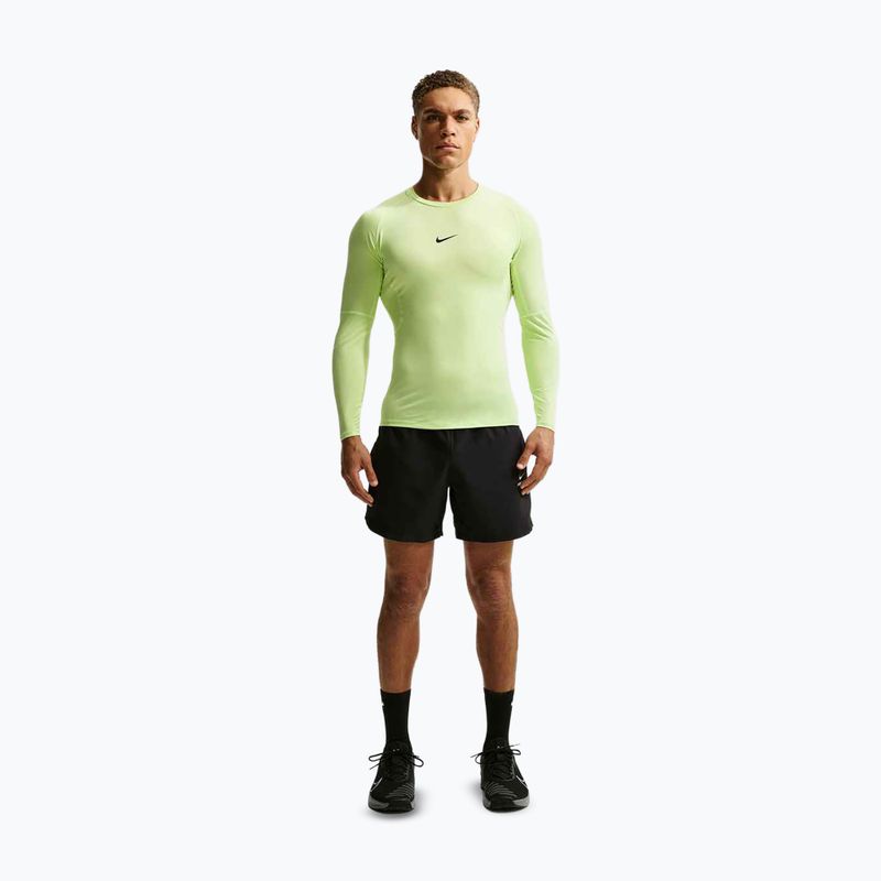 Мъжка блуза с дълъг ръкав за тренировка Nike Pro Dri-Fit Tight Fitness light liquid lime/black 2