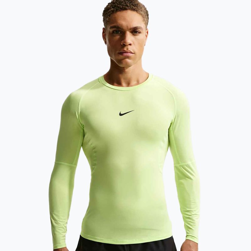 Мъжка блуза с дълъг ръкав за тренировка Nike Pro Dri-Fit Tight Fitness light liquid lime/black 4