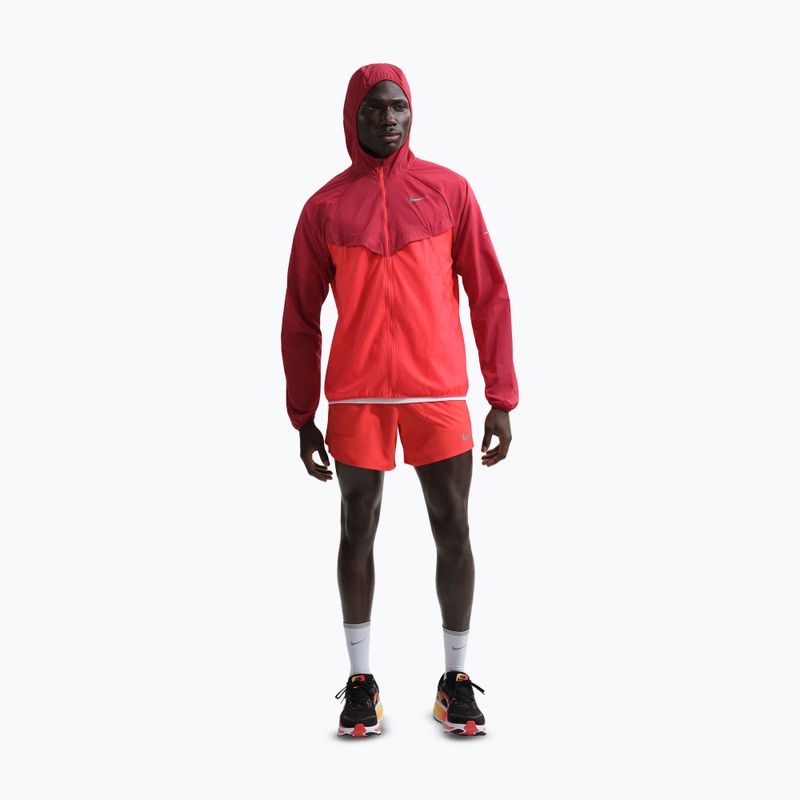 Мъжко яке за бягане Nike Stride Repel UV team crimson/light crimson 2