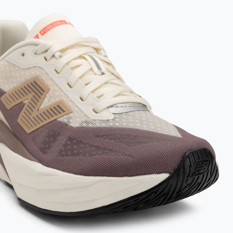 Дамски обувки за бягане New Balance FuelCell Rebel V5 angora 7