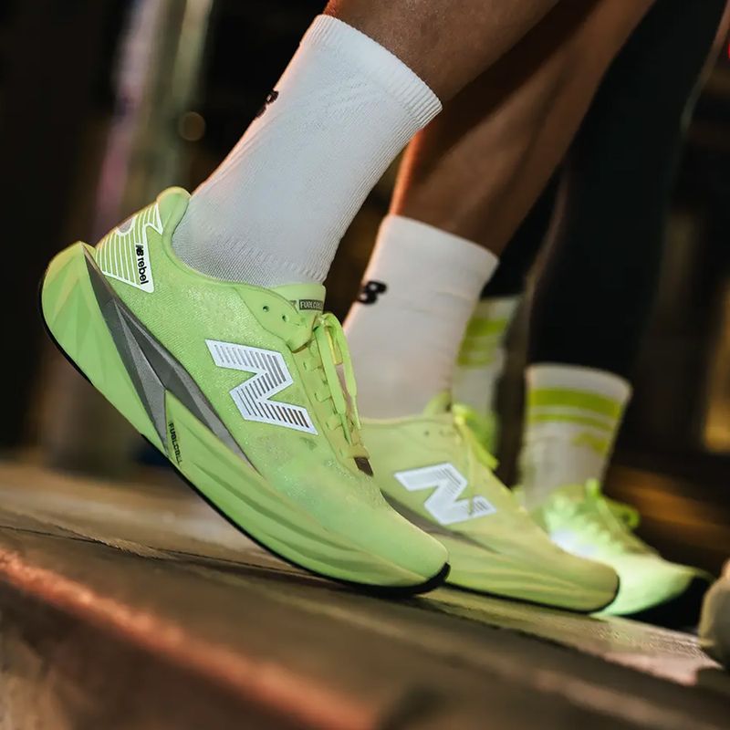 Дамски обувки за бягане New Balance FuelCell Rebel V5 8