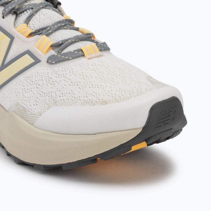 Дамски обувки за бягане New Balance Fresh Foam Garoe V2 sea salt/white peach/timberwolf 7