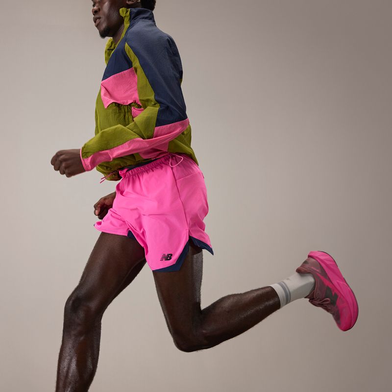 Мъжки обувки за бягане New Balance FuelCell Rebel V5 pink heat/rosewood 9