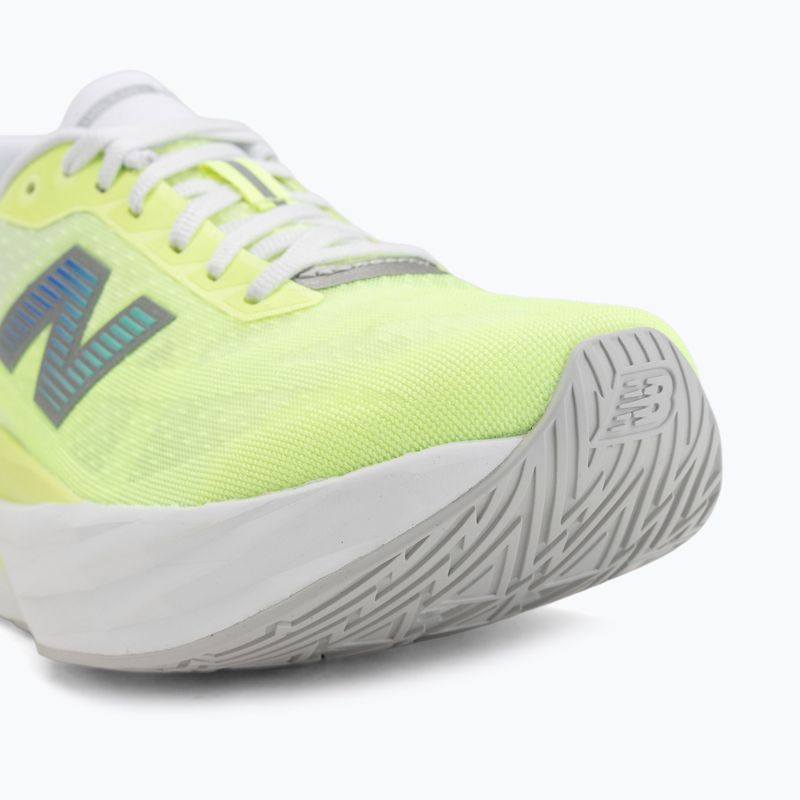 Дамски обувки за бягане New Balance FuelCell Rebel V5 afterglow/deep end 7