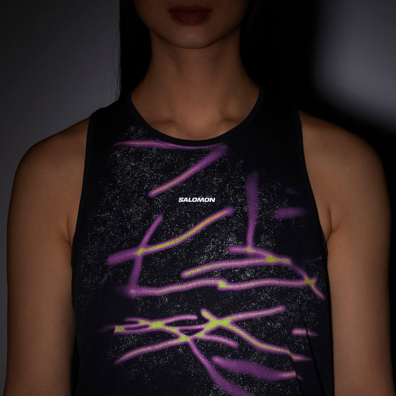 Дамска тениска за бягане Salomon Shakeout Core Tank GFX deep black 3
