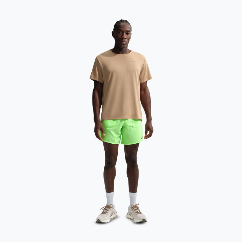 Мъжки шорти за бягане Nike Stride Dri-Fit Brief-Lined 7" lime blast 2
