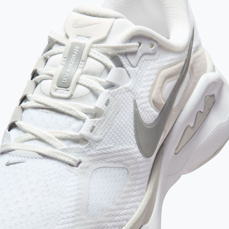 Дамски обувки за бягане Nike Structure Plus white/photon dust/metallic silver 4